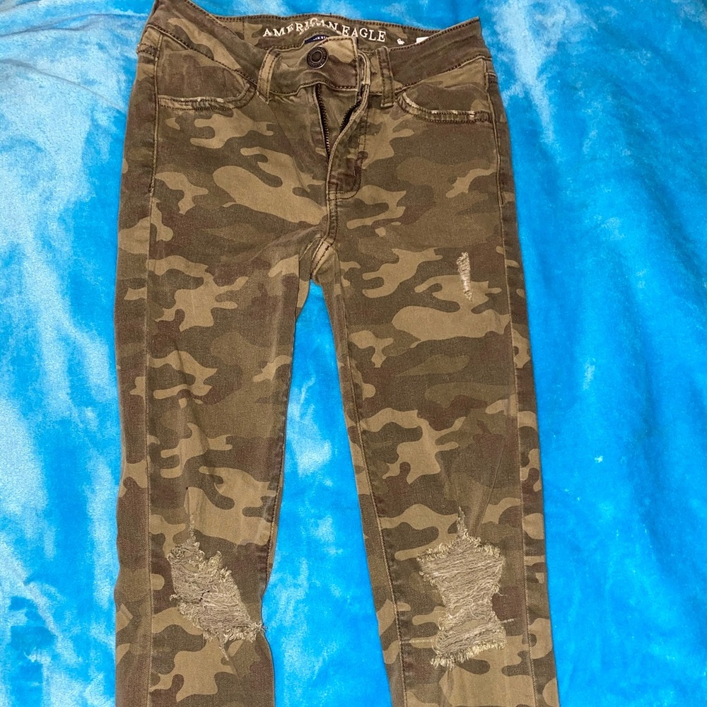 AE super skinny camo jeans
